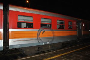 malunek na wagonie pociągu.